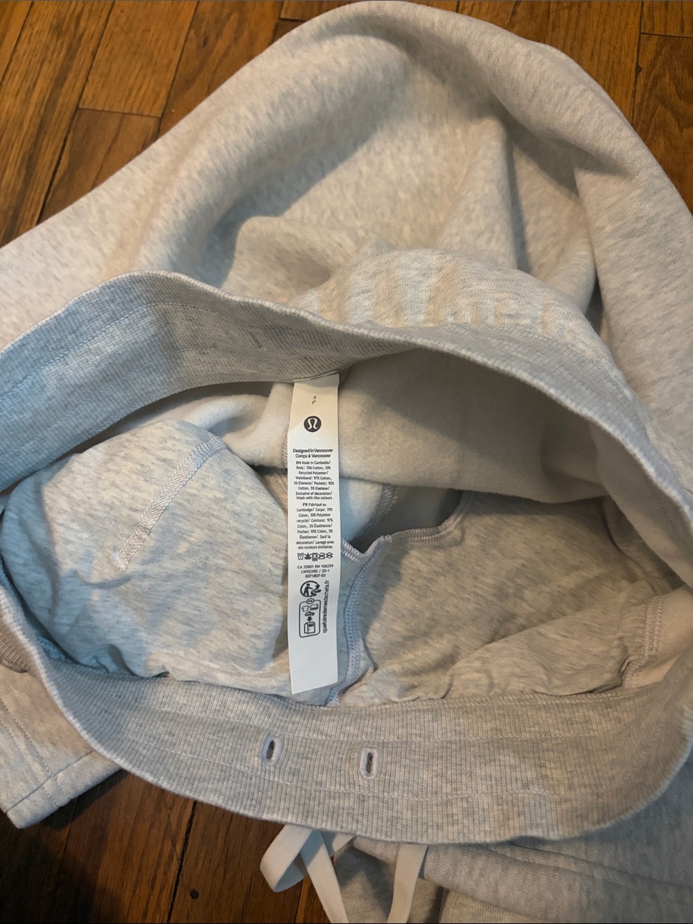 Lululemon Scuba Mid-Rise Wide-Leg
Pant *Regular - Picture 3 of 6